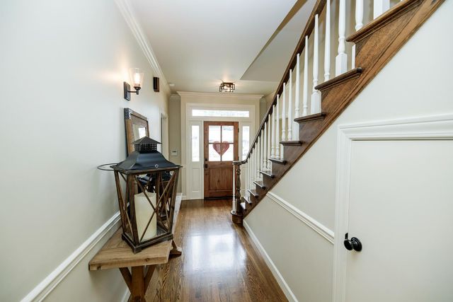 2220 Castleview Dr, Turlock, CA 95382