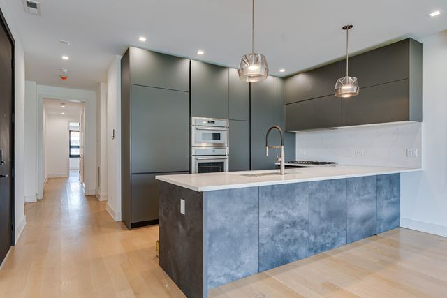 1522 W Chicago Avenue 3E, Chicago, IL 60642