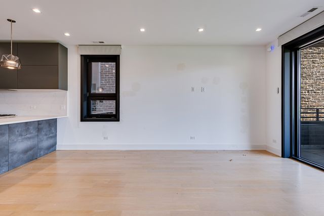 1522 W Chicago Avenue 3E, Chicago, IL 60642