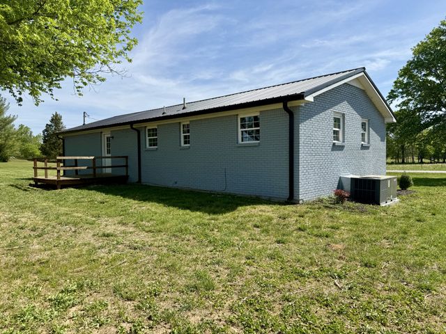 148 Airport Lake Rd, Mcminnville, TN 37110