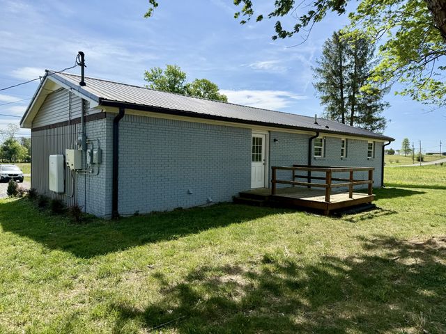 148 Airport Lake Rd, Mcminnville, TN 37110
