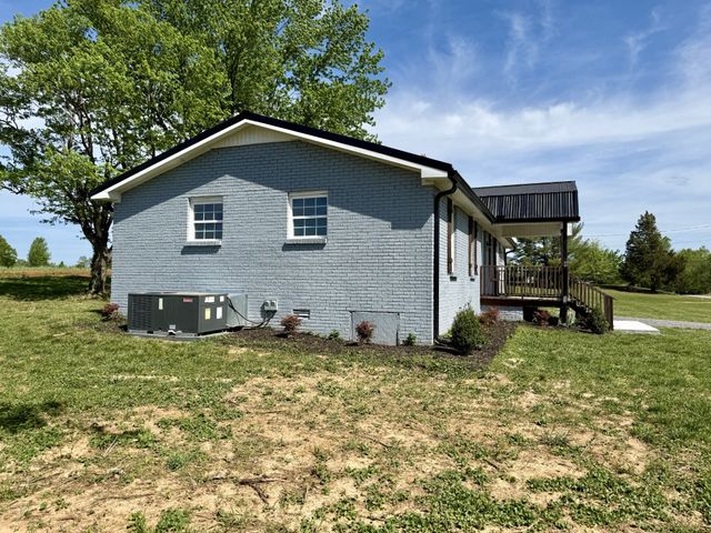 148 Airport Lake Rd, Mcminnville, TN 37110