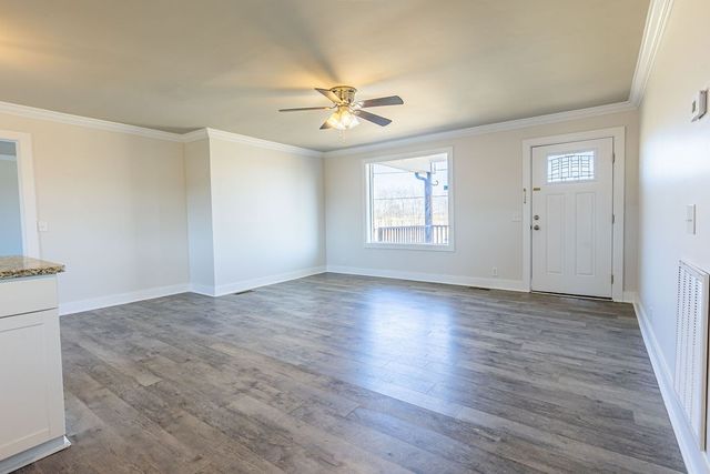 148 Airport Lake Rd, Mcminnville, TN 37110