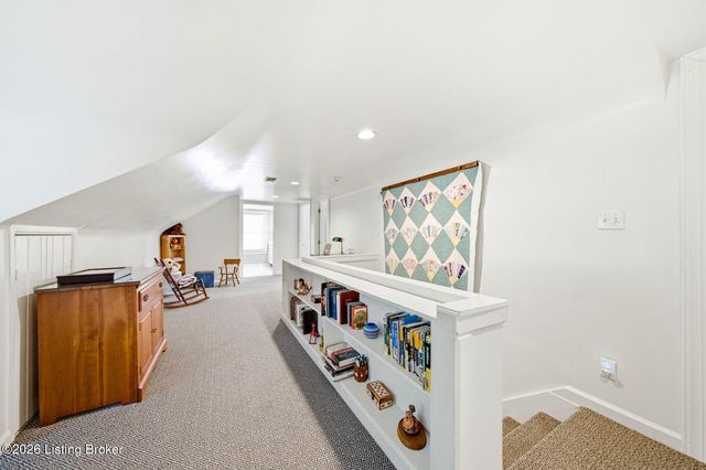 3910 Olympic Ave, Louisville, KY 40207