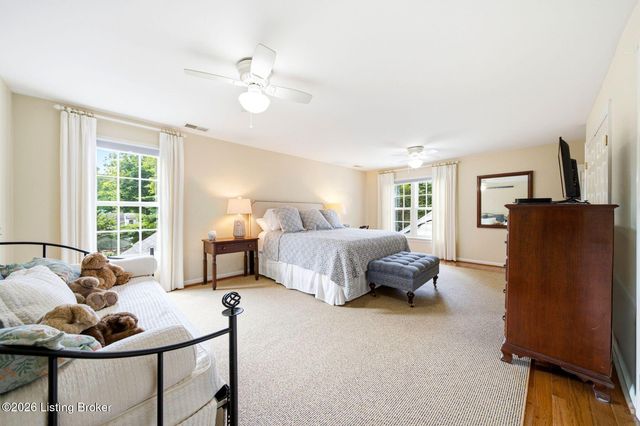 3910 Olympic Ave, Louisville, KY 40207