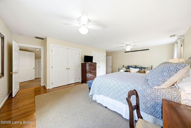 3910 Olympic Ave, Louisville, KY 40207