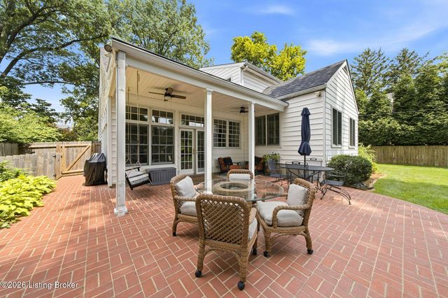 3910 Olympic Ave, Louisville, KY 40207