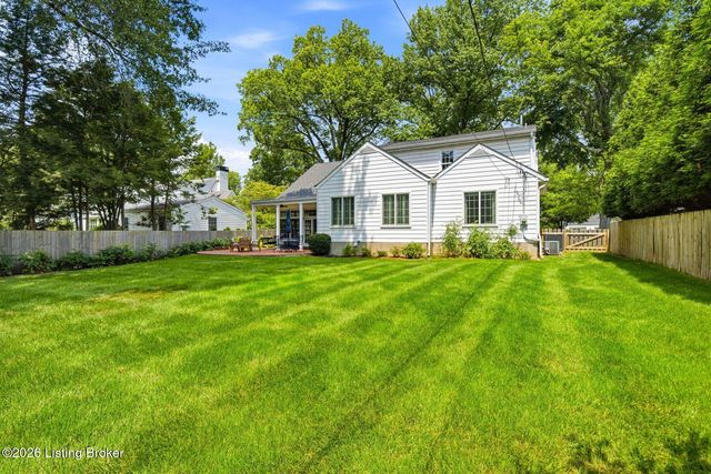 3910 Olympic Ave, Louisville, KY 40207