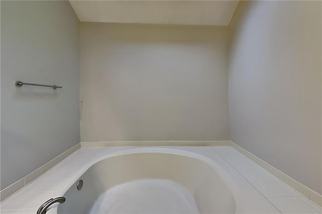 1302 Milstead Trace NE, Marietta, GA 30066