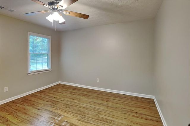 1302 Milstead Trace NE, Marietta, GA 30066