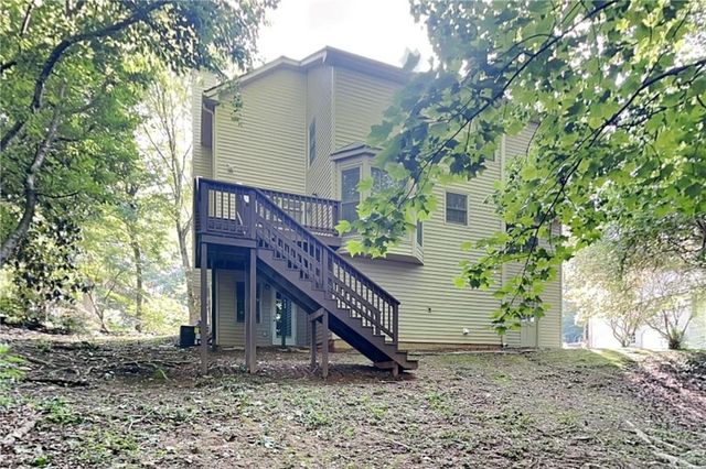 1302 Milstead Trace NE, Marietta, GA 30066