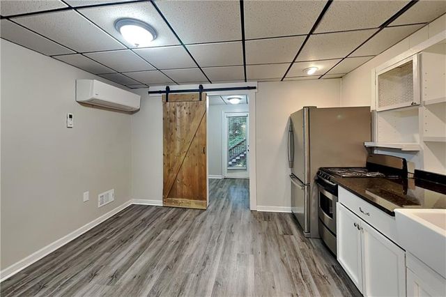 1302 Milstead Trace NE, Marietta, GA 30066
