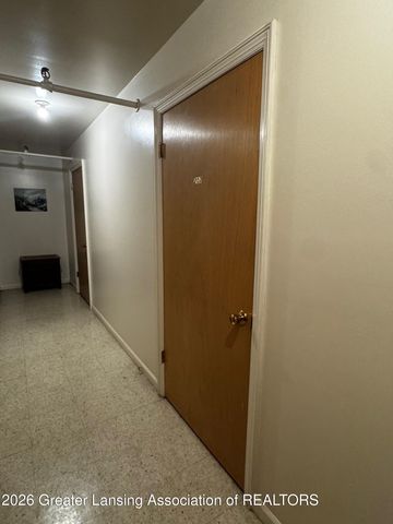 1740 Wellington Road 207, Lansing, MI 48910