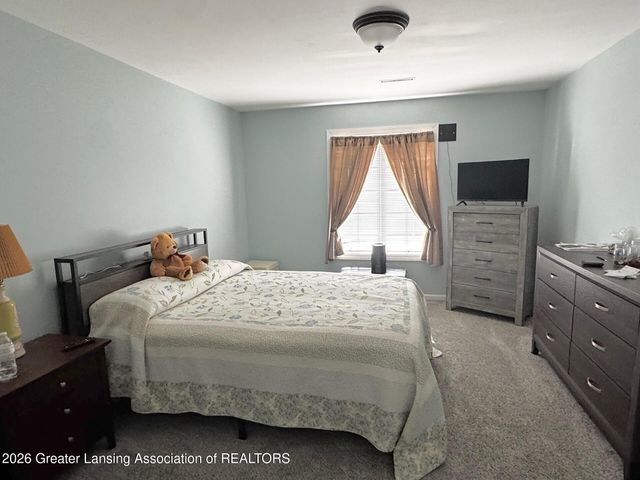 1740 Wellington Road 207, Lansing, MI 48910