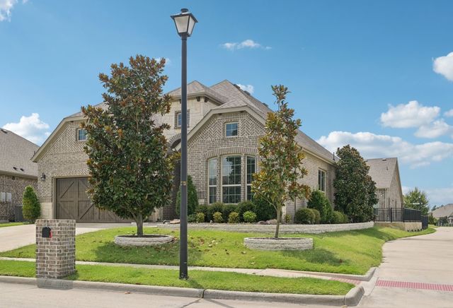 600 Race Drive, Heath, TX 75032