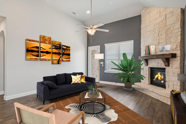 600 Race Drive, Heath, TX 75032