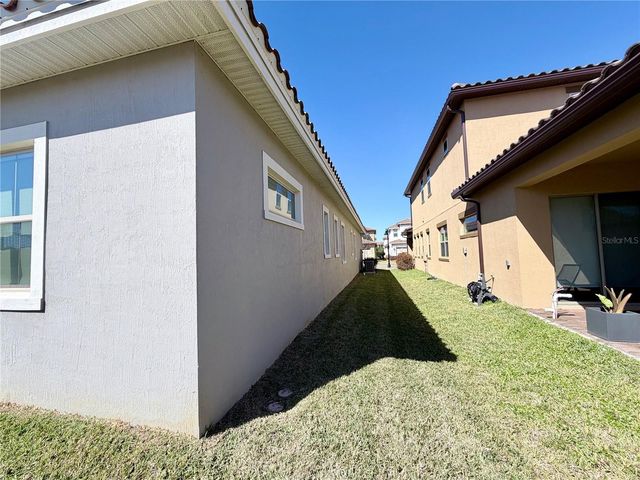 13202 WINTERTON LANE, Orlando, FL 32832