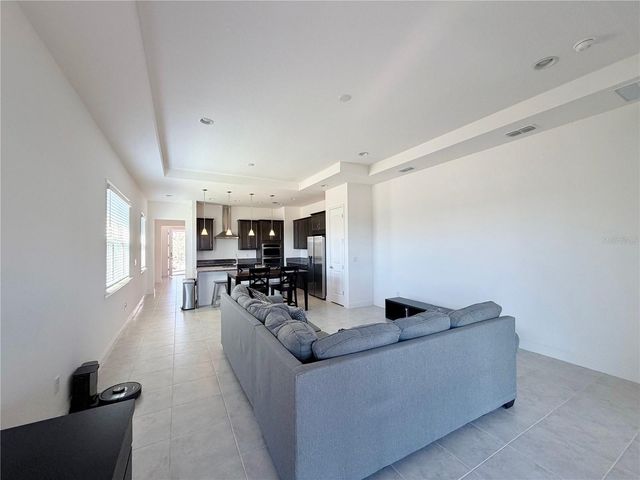 13202 WINTERTON LANE, Orlando, FL 32832