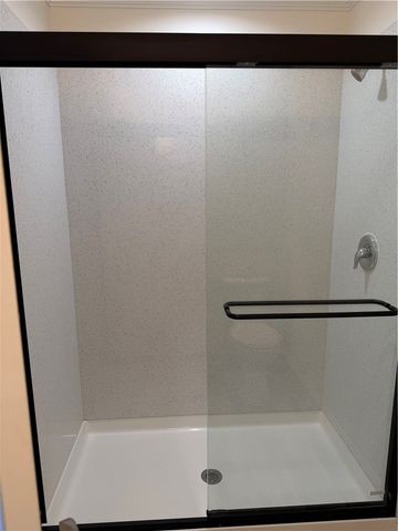 540 E South 5th Street, Seneca, SC 29678