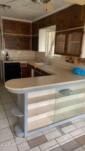 1541 W Pepper Place, Mesa, AZ 85201