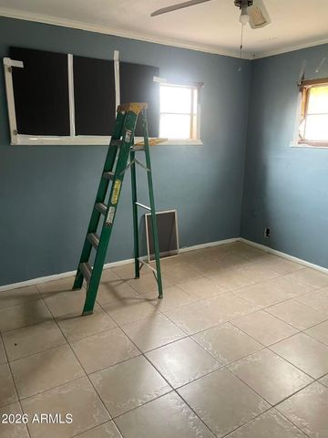 1541 W Pepper Place, Mesa, AZ 85201