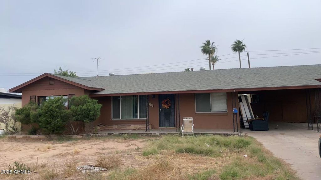1541 W Pepper Place, Mesa, AZ 85201