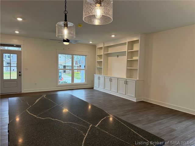 4640 Red Tail Ridge 213, Jeffersonville, IN 47130