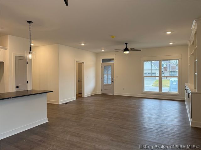 4640 Red Tail Ridge 213, Jeffersonville, IN 47130