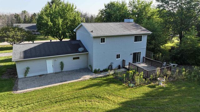 W9355 COUNTRY COVE LANE, Hortonville, WI 54944