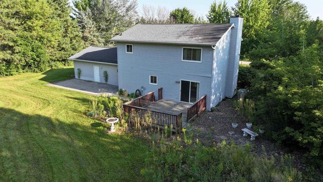 W9355 COUNTRY COVE LANE, Hortonville, WI 54944