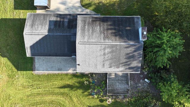 W9355 COUNTRY COVE LANE, Hortonville, WI 54944