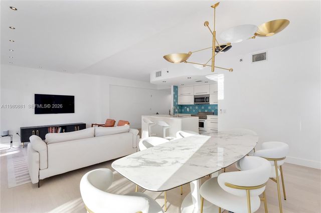 828 3rd St 314, Miami Beach, FL 33139