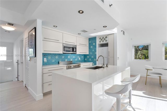 828 3rd St 314, Miami Beach, FL 33139