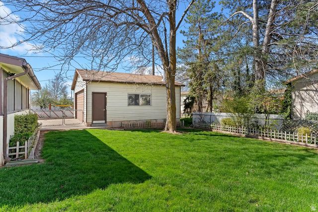 1183 MALA DR, Layton, UT 84041