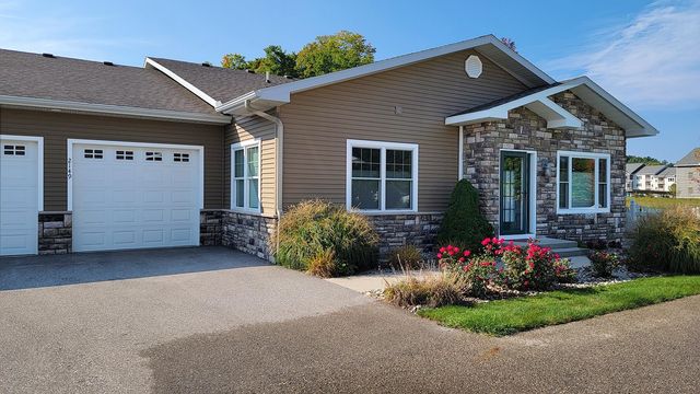 2149 Avon Drive, Garfield Twp, MI 49685