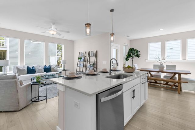 845 Hopewell Drive, Charleston, SC 29492