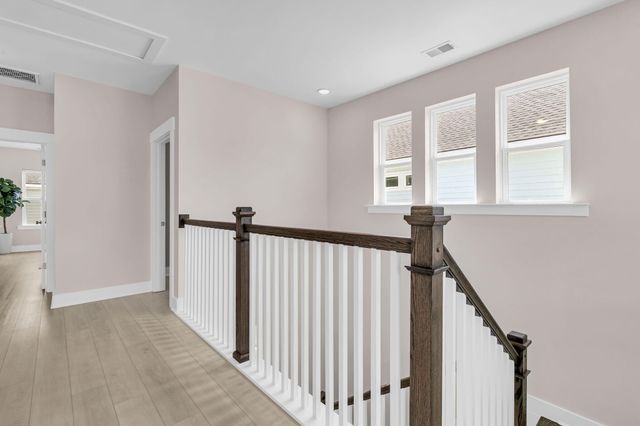 845 Hopewell Drive, Charleston, SC 29492