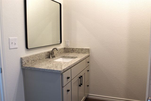 1430 N Bates Street, Stephenville, TX 76401