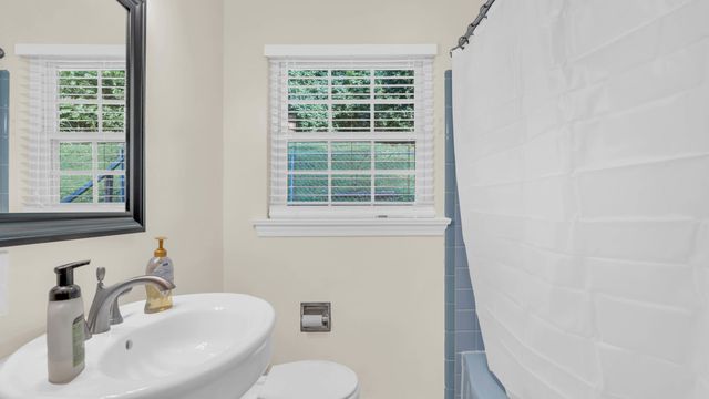 3639 Woodmont Drive, Chattanooga, TN 37415