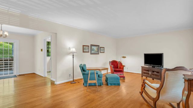 3639 Woodmont Drive, Chattanooga, TN 37415