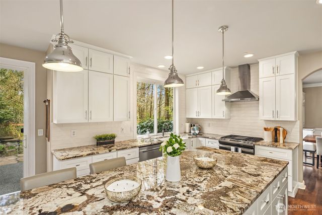 8042 243rd Place NE, Redmond, WA 98053