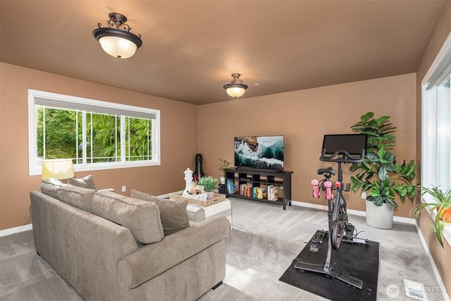 8042 243rd Place NE, Redmond, WA 98053