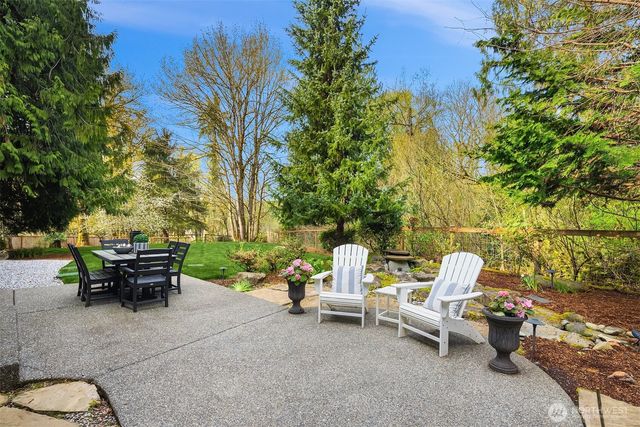 8042 243rd Place NE, Redmond, WA 98053