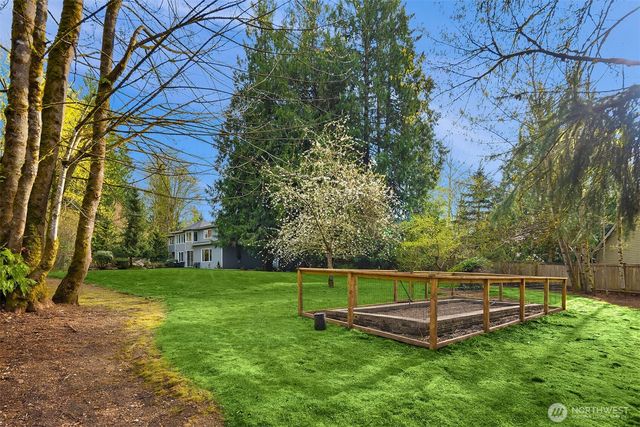 8042 243rd Place NE, Redmond, WA 98053