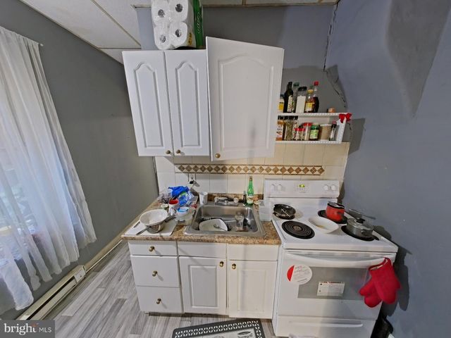 3438 N FRONT ST, Philadelphia, PA 19140