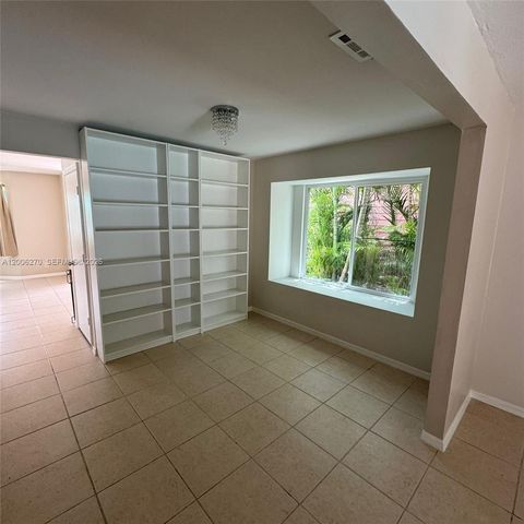 5836 Rambler Rose Way, West Palm Beach, FL 33415