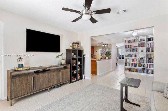 5836 Rambler Rose Way, West Palm Beach, FL 33415