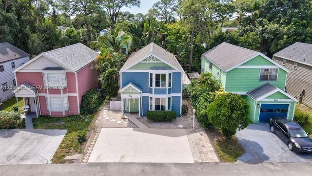 5836 Rambler Rose Way, West Palm Beach, FL 33415