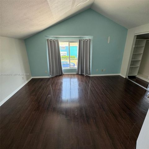 5836 Rambler Rose Way, West Palm Beach, FL 33415
