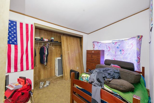 601 S Phillips Street, Hanford, CA 93230